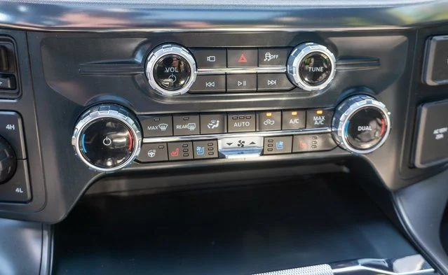 Used 2025 Gray Ford Tremor image 33