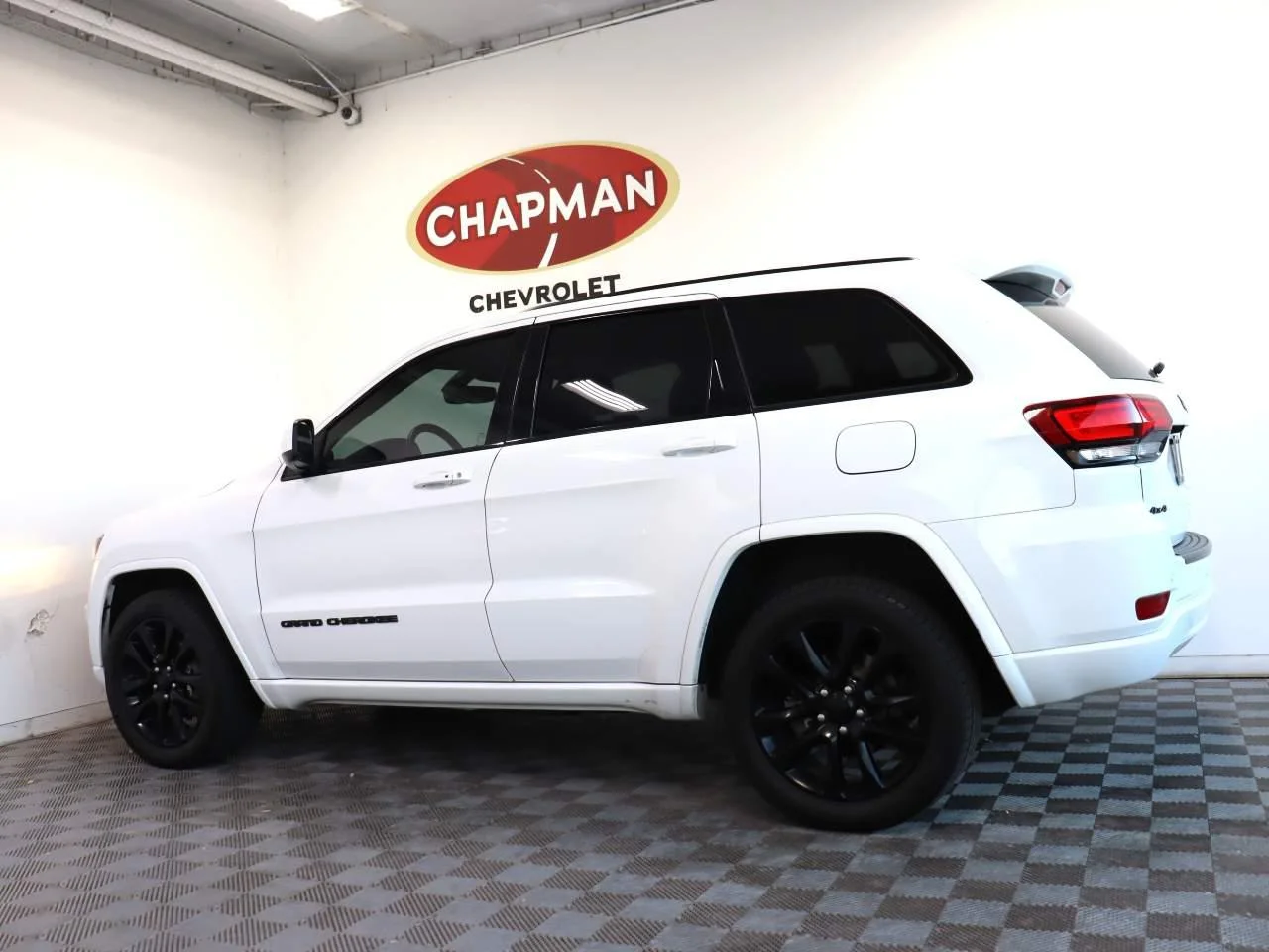 2018 Jeep Grand Cherokee Altitude - Photo 3