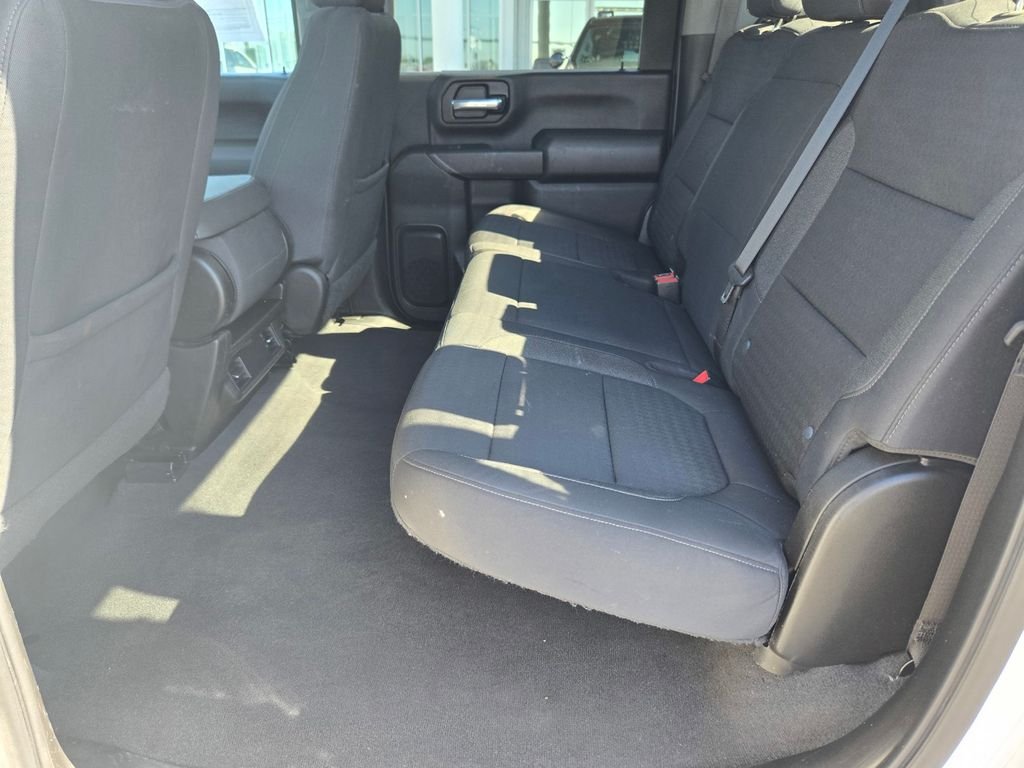 Used 2023 White Chevrolet Custom image 10