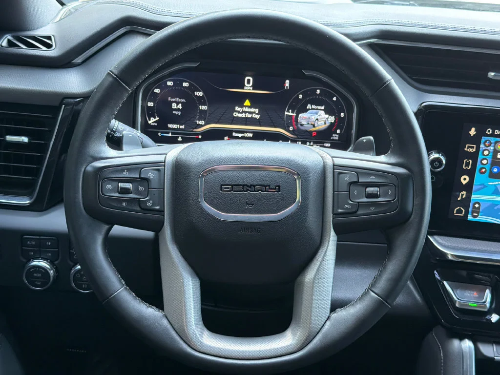 Used 2023 Silver GMC Denali image 23