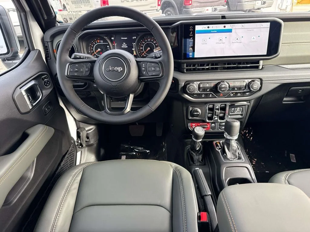 New 2026 White Jeep Mojave image 13