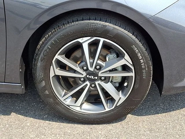 Certified Used 2023 Gray Kia LXS image 9
