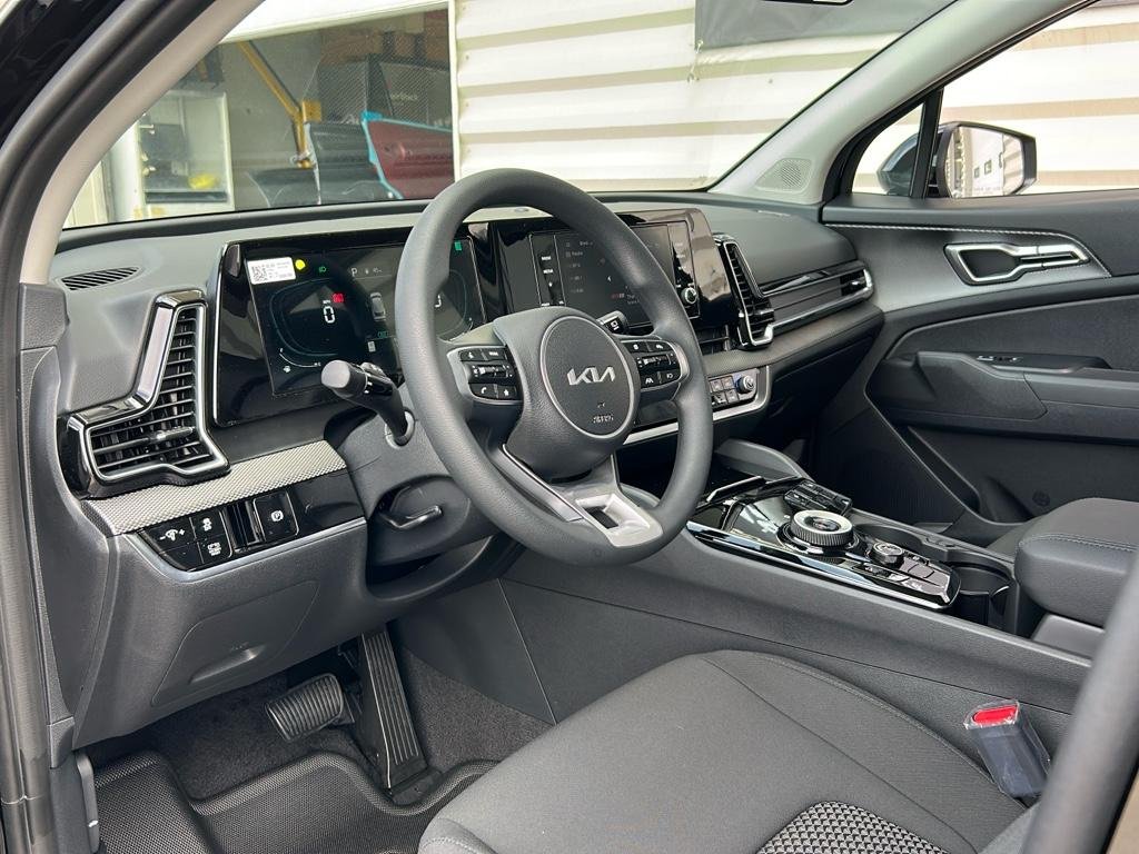 2025 Kia Sportage LX Hybrid - Photo 10