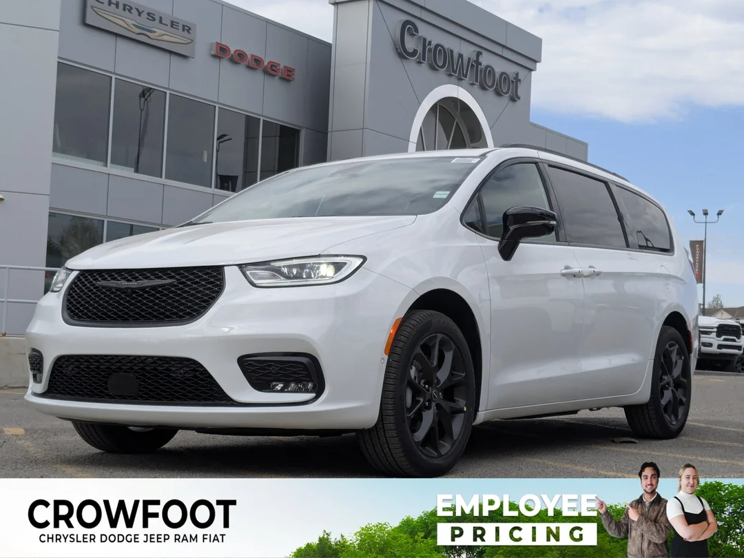 New 2026 White Chrysler Select - - AWD - 3.6L Pentastar V6 - Adaptive Cruise Control - Blind Spot Monitor & More! image 1