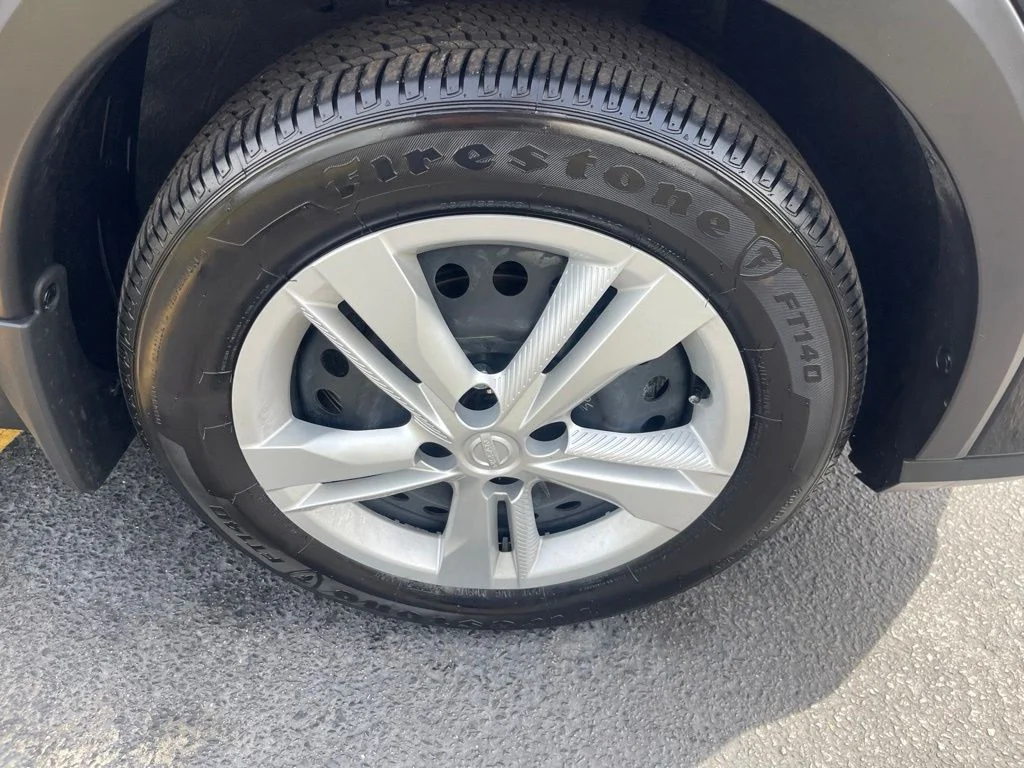 2025 Nissan KICKS PLAY Base - Photo 30