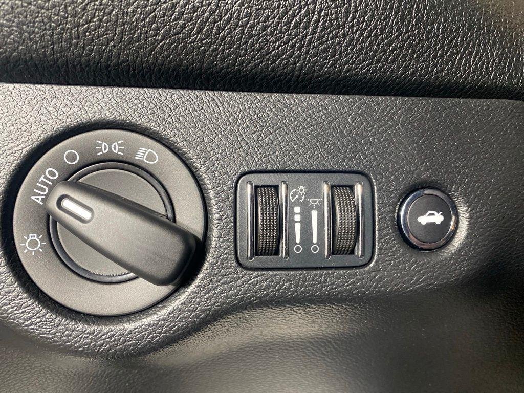 Used 2017 White Knuckle Clearcoat Dodge SRT Hellcat image 8