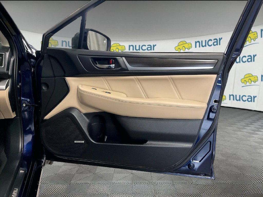 Used 2018 Blue Subaru 2.5i image 12