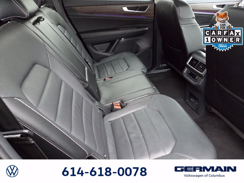 Used 2024 Black Volkswagen 2.0T SEL image 20