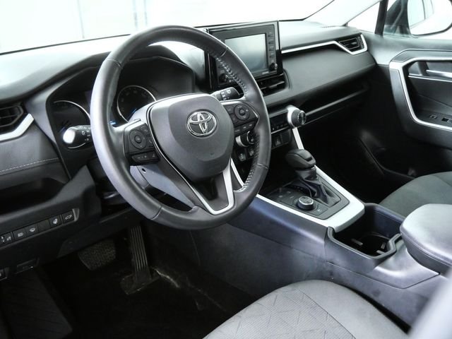 Certified Used 2022 White Toyota XLE image 3