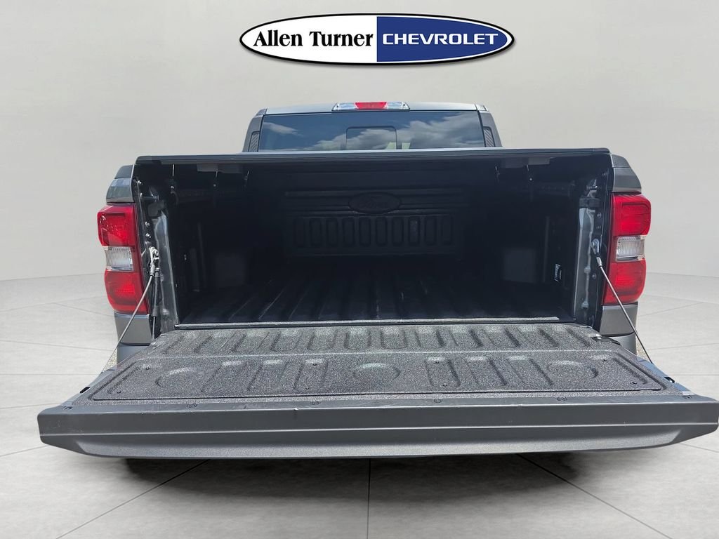 Used 2025 Gray Ford Lariat image 7