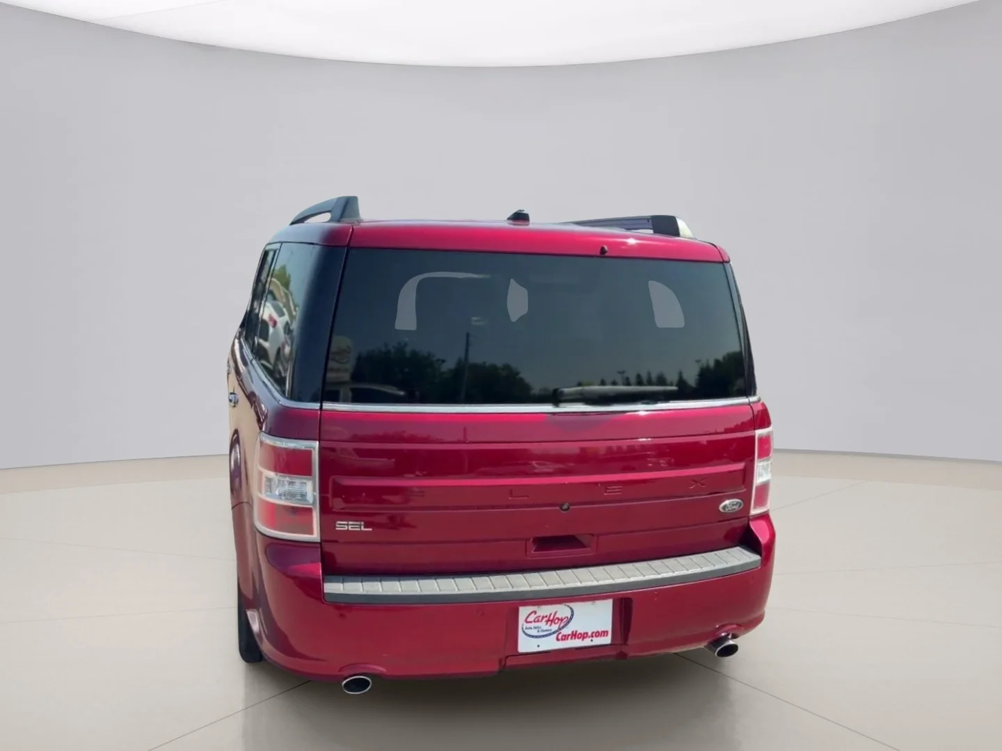 Used 2018 Red Ford SEL image 4