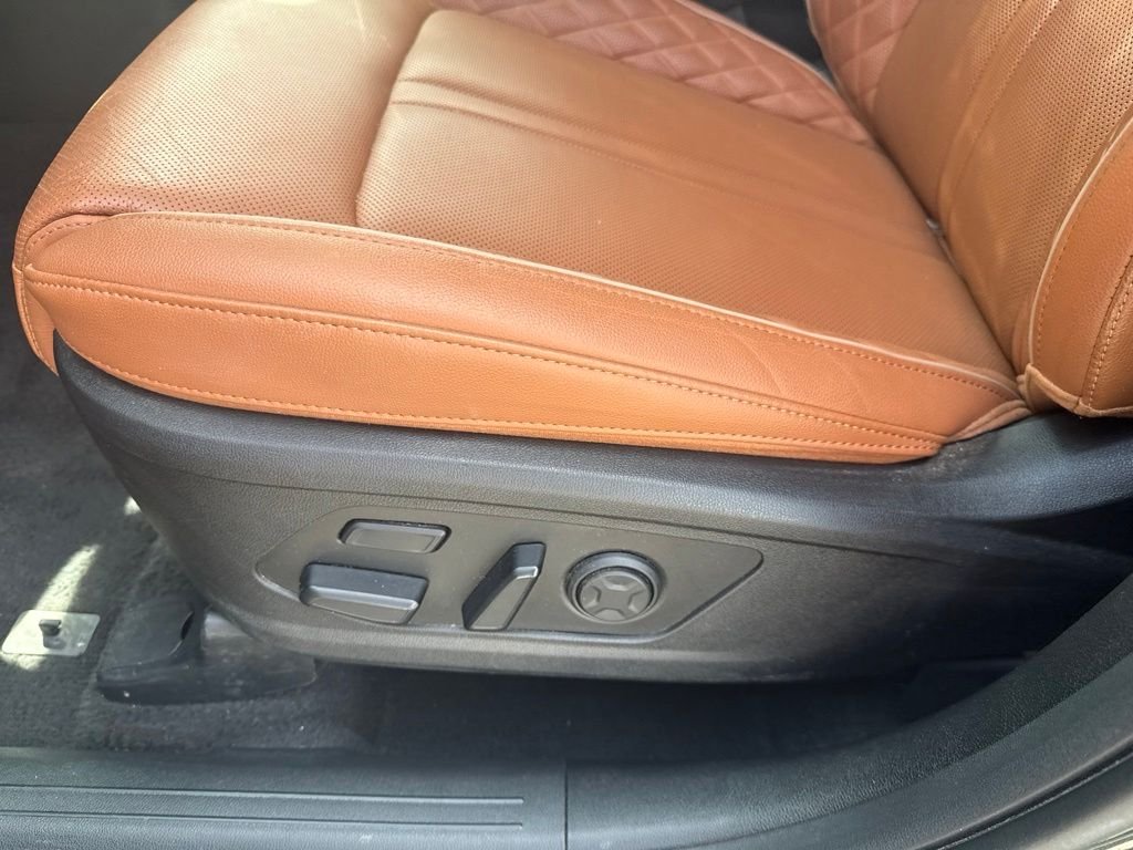 Used 2023 Green Kia X-Line SX Prestige image 29