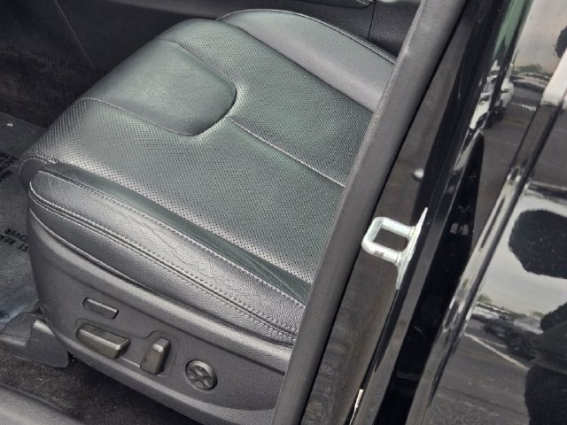 Used 2020 Black Hyundai Limited image 22