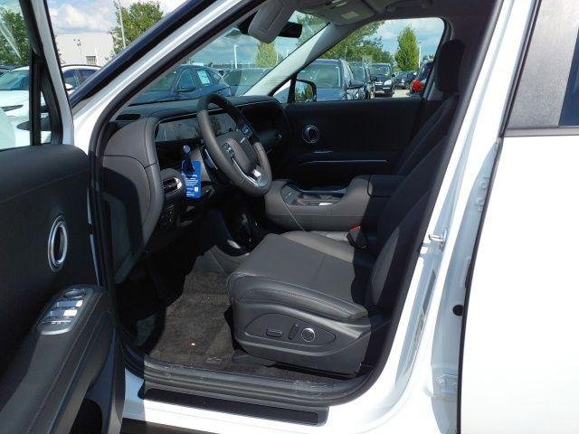 New 2027 White Pearl Hyundai SEL image 9