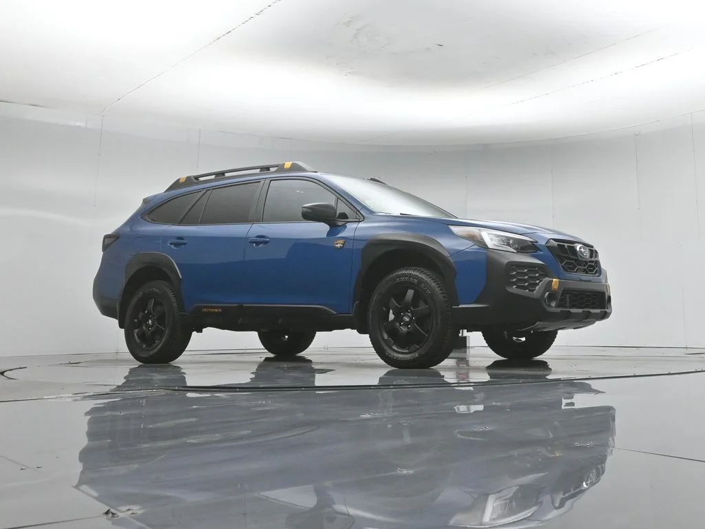 Used 2025 Blue Subaru Wilderness image 4