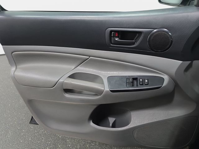 Used 2014 Black Toyota Base image 24