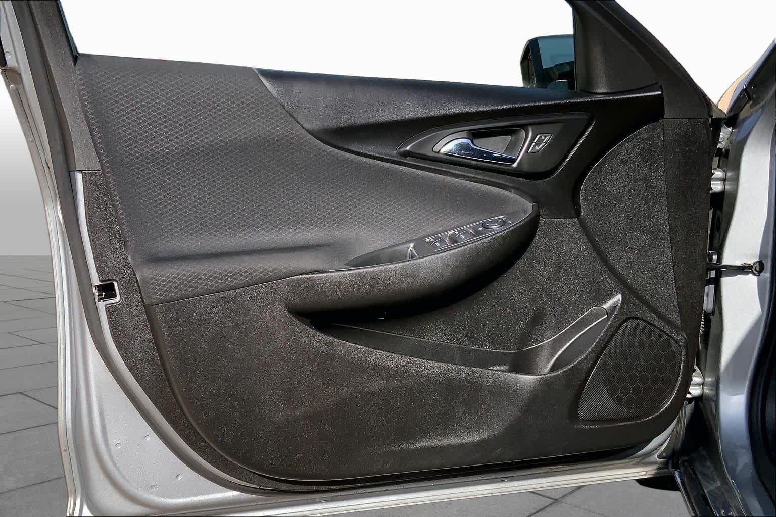 Used 2023 Sterling Gray Metallic Chevrolet LT image 20