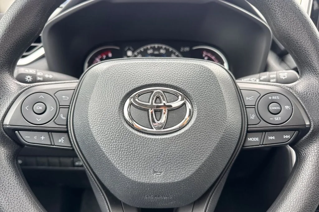 Certified Used 2025 Silver Toyota XLE image 23