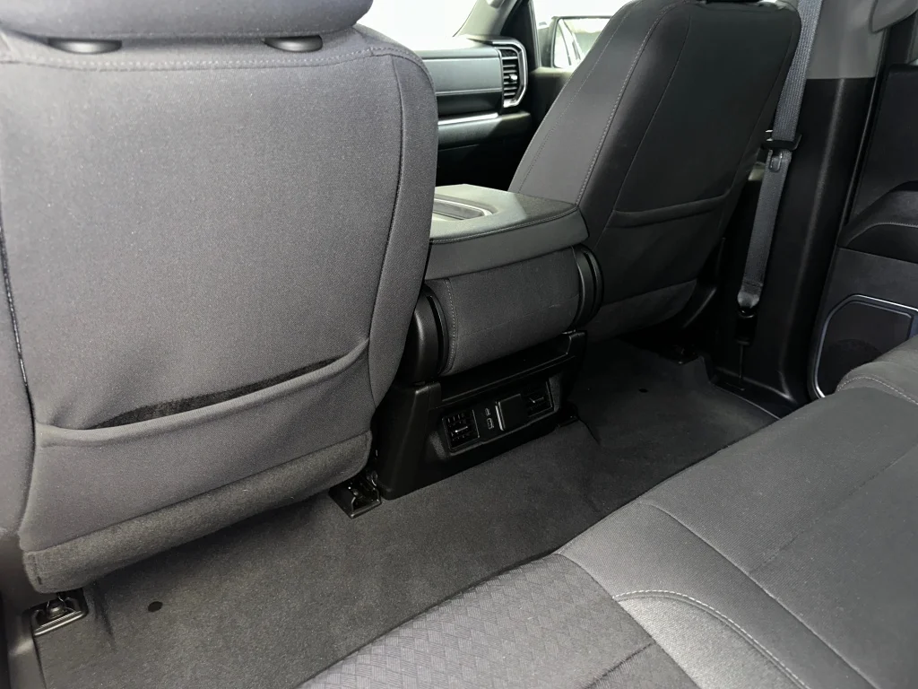 2024 Chevrolet Silverado 1500 LT - Photo 21