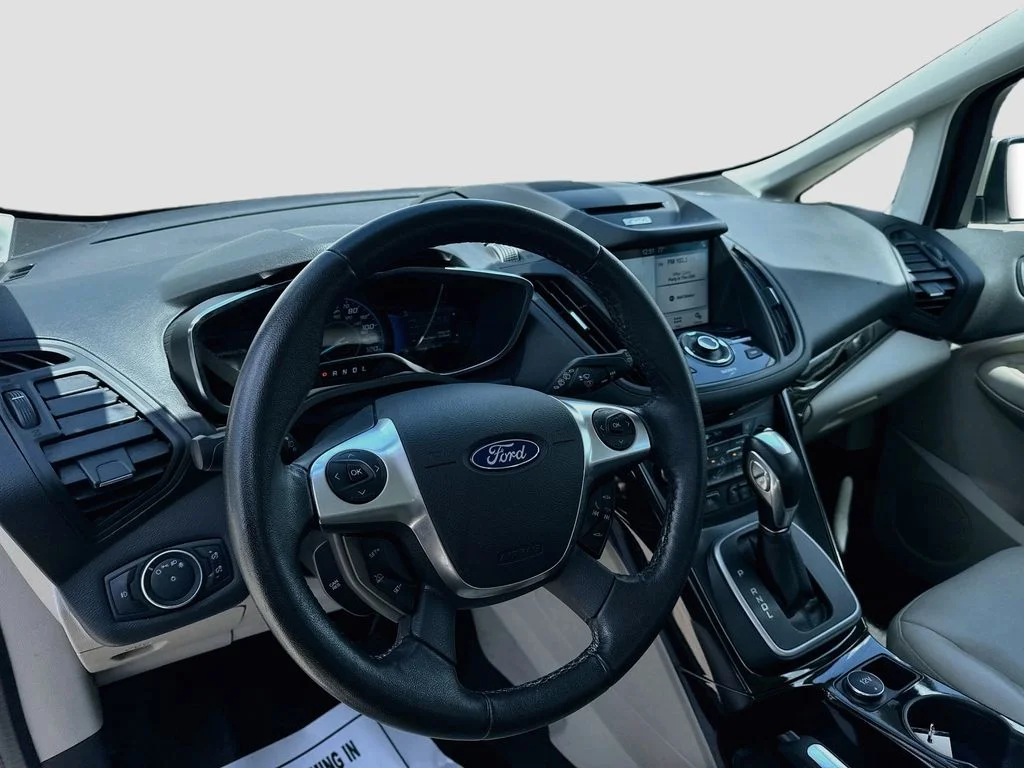 Used 2017 Gold Ford Titanium image 9