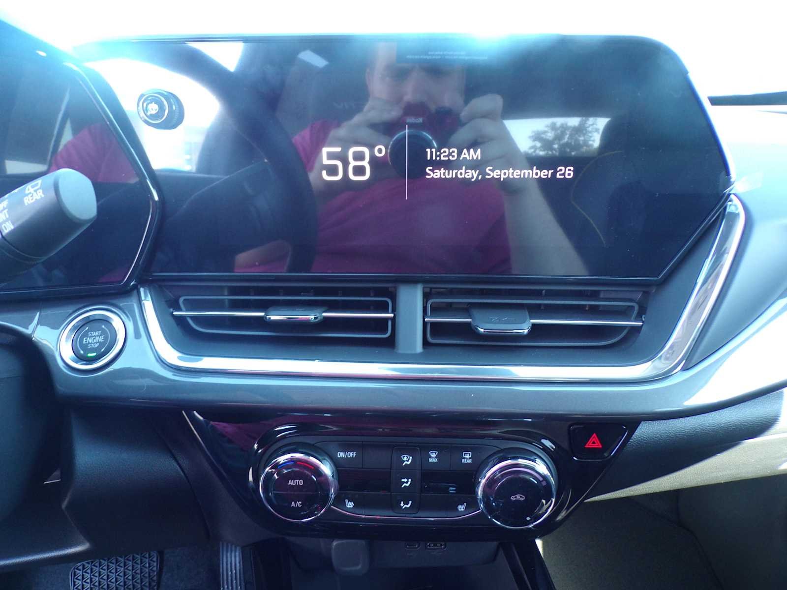 New 2026 Mosaic Black Metallic Chevrolet ACTIV image 13