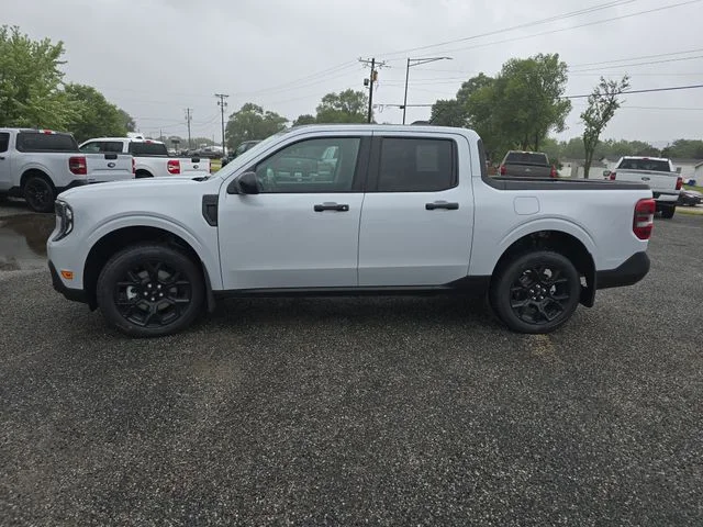 New 2026 White Ford XLT image 2