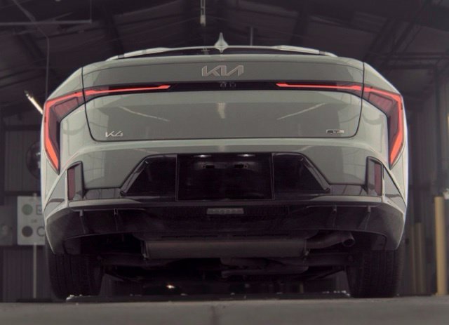 Used 2025 Morning Haze Kia GT-Line image 4