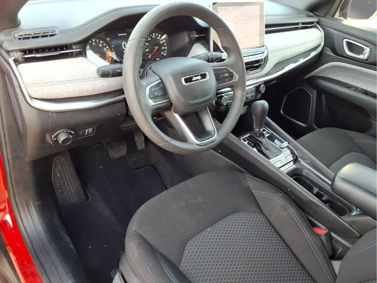 Used 2023 Redline Pearlcoat Jeep Sport image 16