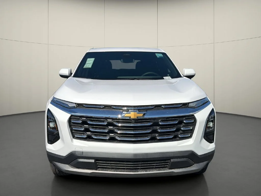 New 2027 Summit White Chevrolet LT image 2