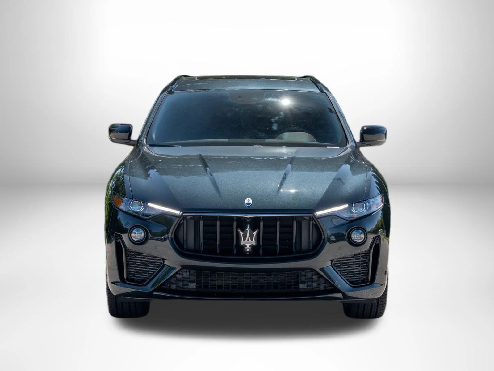 Used 2024 Nero Assoluto Metallic Maserati Modena Ultima image 2