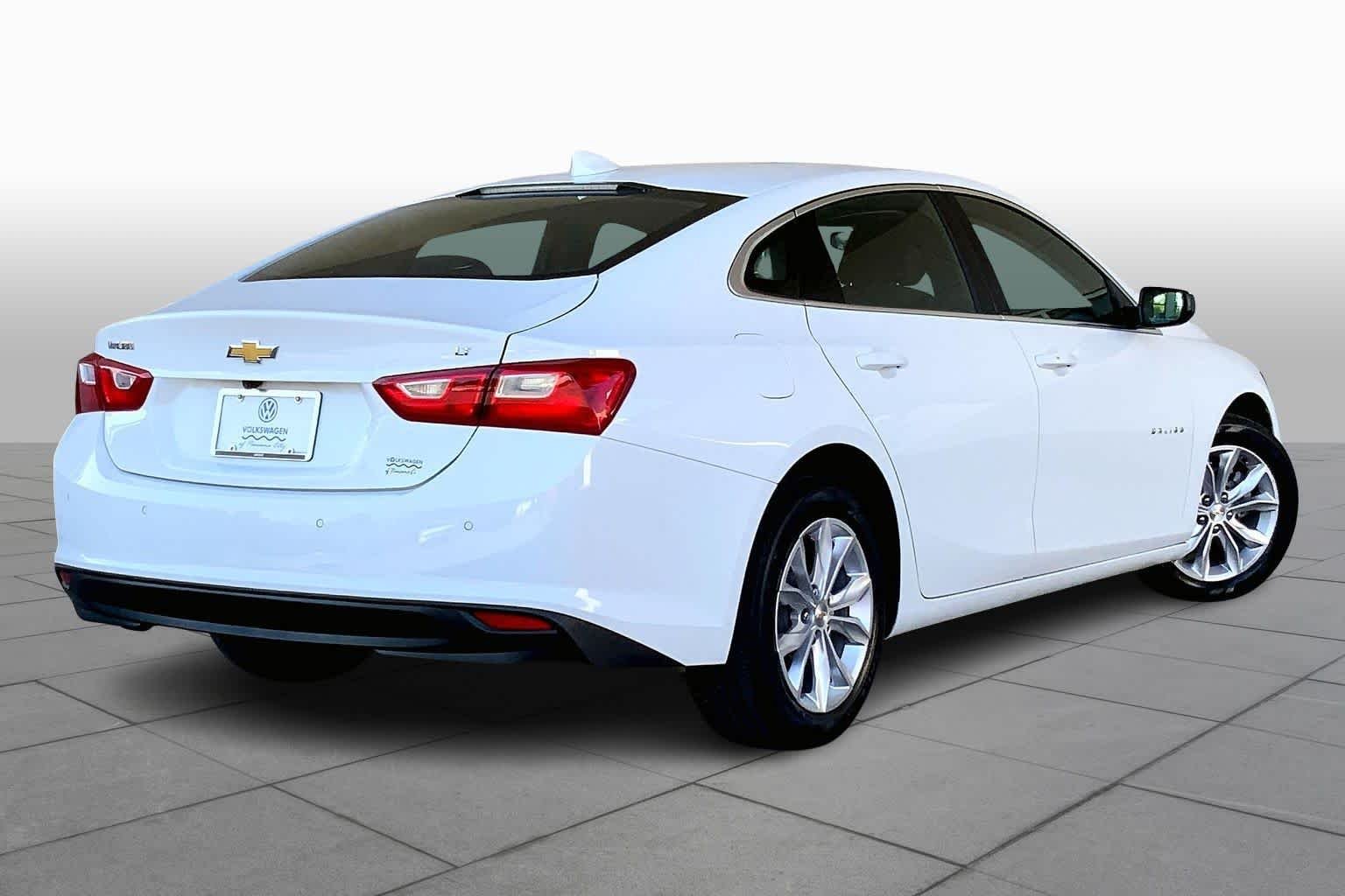 2024 Chevrolet Malibu 1LT - Photo 13