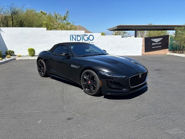 Used 2021 Santorini Black Metallic Jaguar R-Dynamic image 3