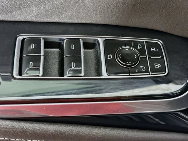 2026 Cadillac Escalade ESV Luxury - Photo 11
