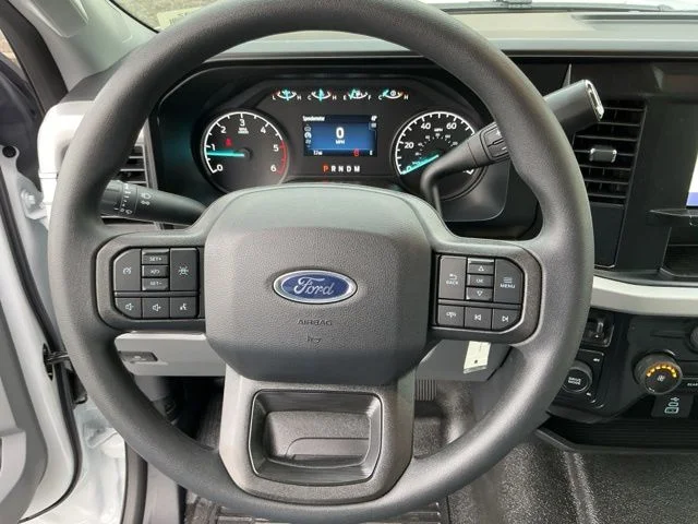 New 2026 Oxford White Ford XL image 13