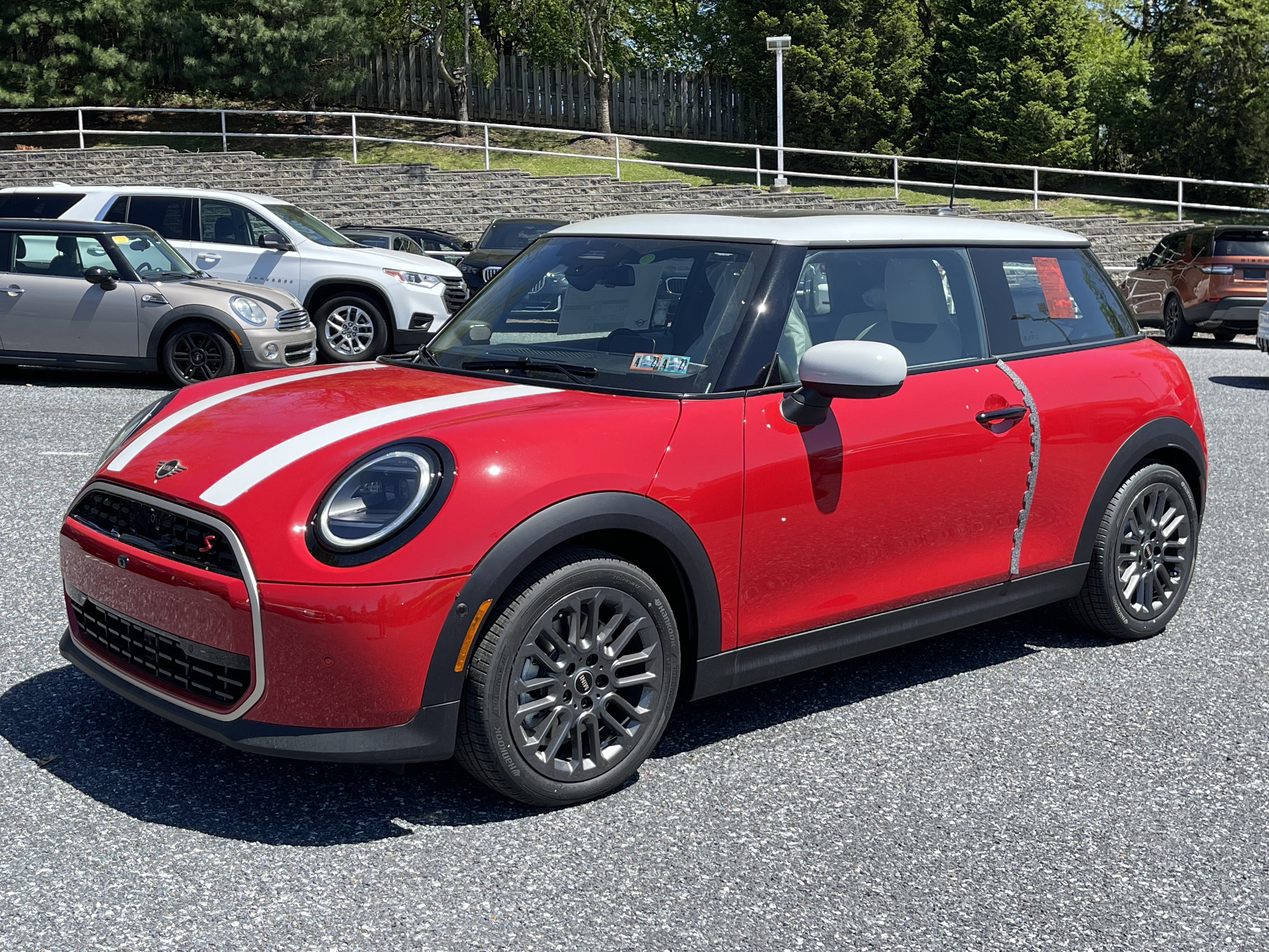 2026 MINI Hardtop Cooper S's photo