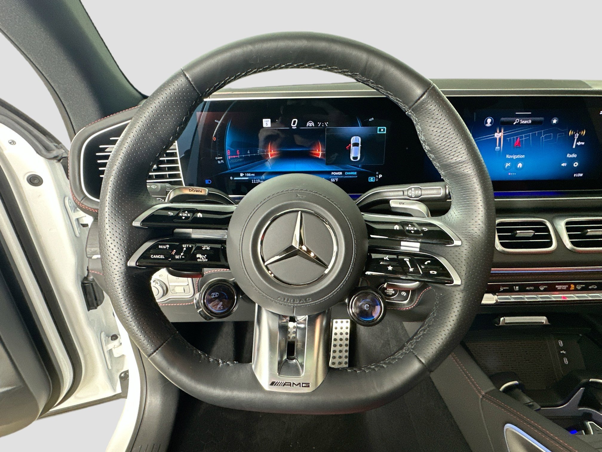 Used 2025 MANUFAKTUR Moonlight White Metallic Mercedes-Benz GLE 53 AMG® image 11