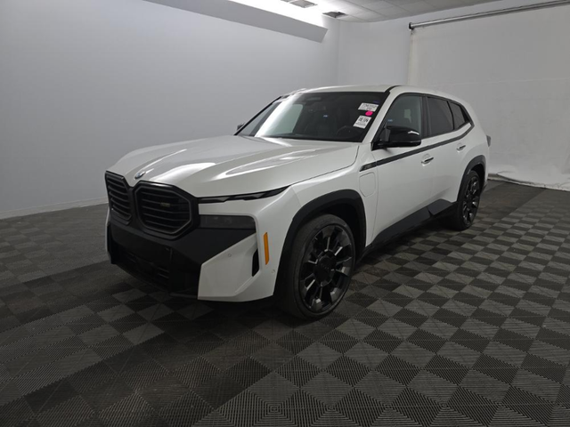 2023 BMW XM Base