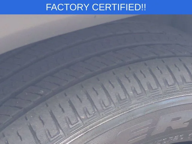 Used 2022 White Jeep Altitude image 11