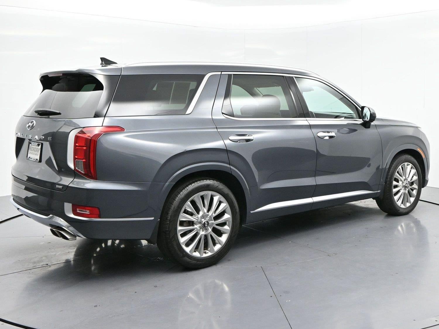 Used 2020 Steel Graphite Hyundai Limited image 7