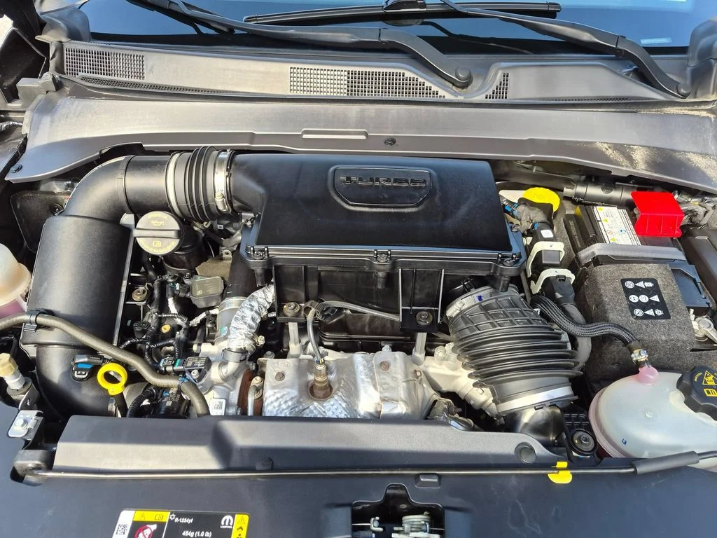 Used 2023 Gray Jeep Limited image 25