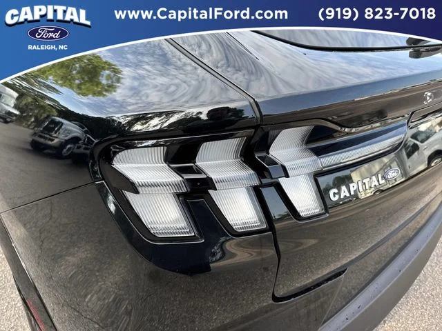 Used 2025 Black Ford Premium image 15