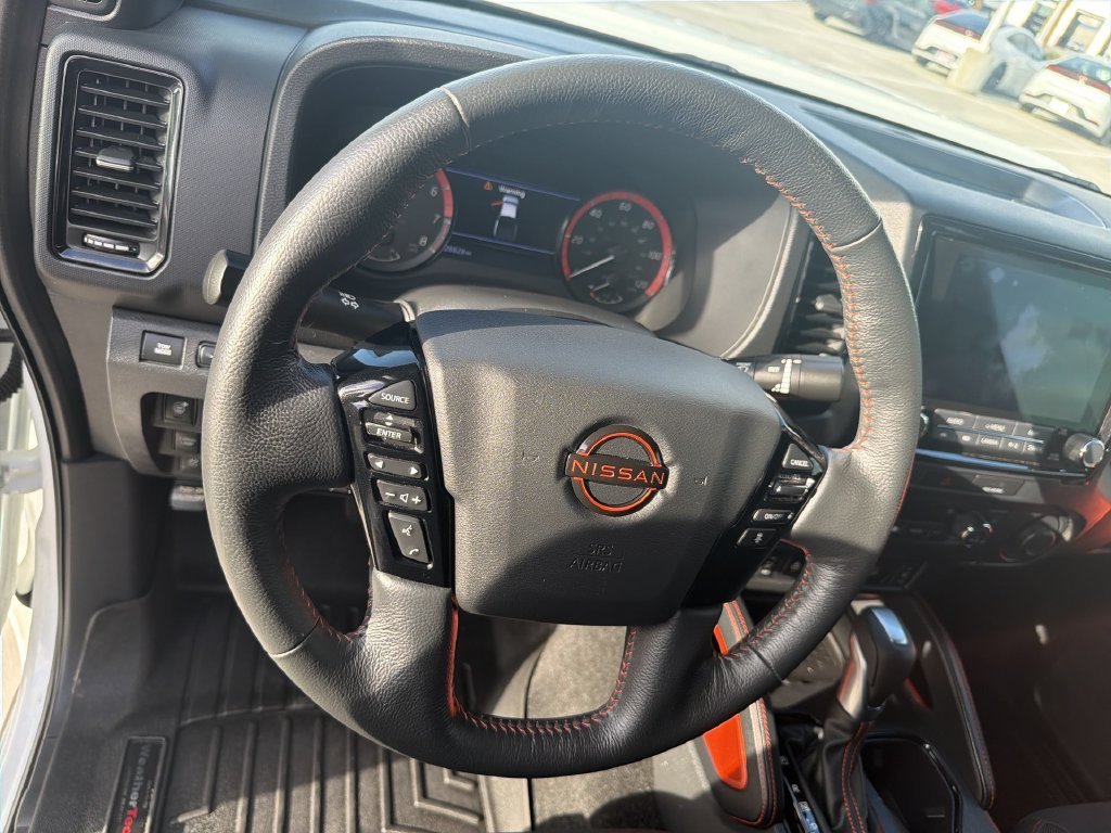 2022 Nissan Frontier PRO-X - Photo 16