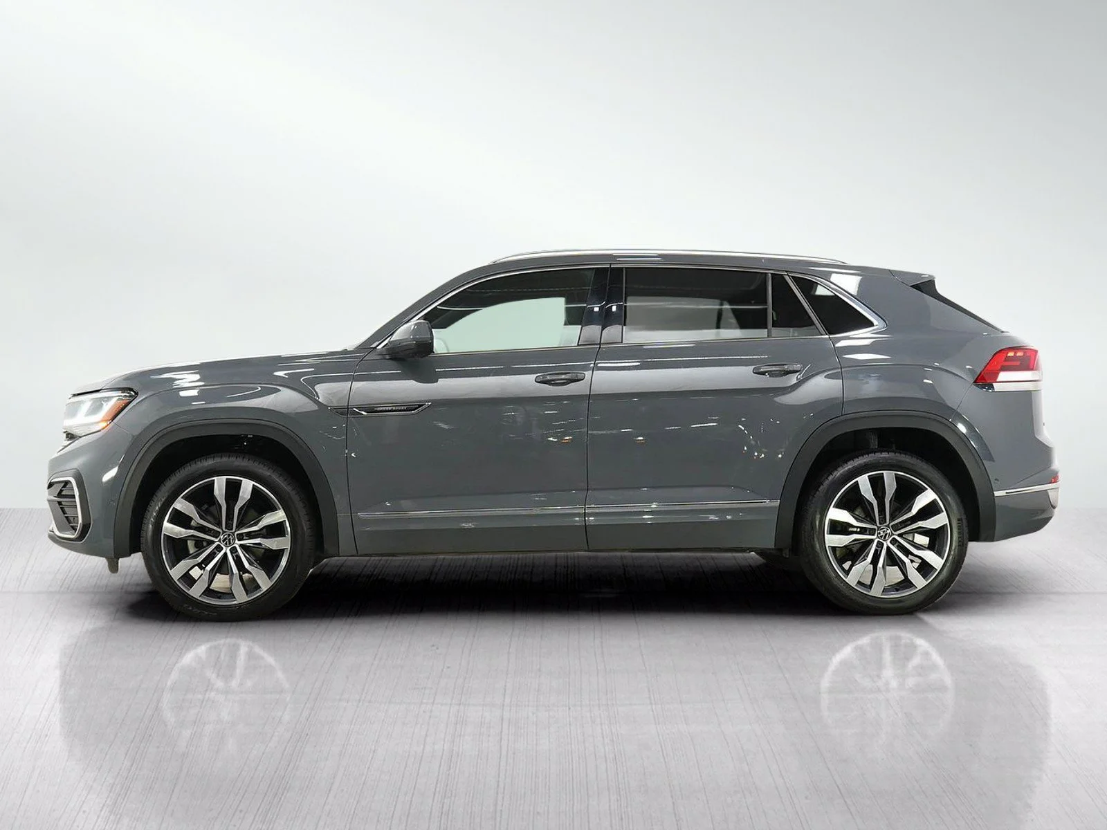Used 2023 Volkswagen Atlas Cross Sport SEL Premium R-Line with VIN 1V2FE2CA1PC203188 for sale in Wayzata, Minnesota