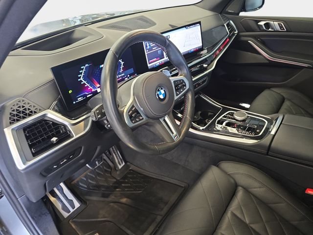 Used 2024 Gray BMW M60i image 19