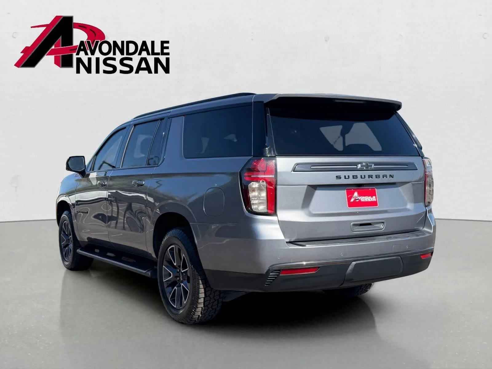 Used 2022 Satin Steel Metallic Chevrolet Z71 image 4