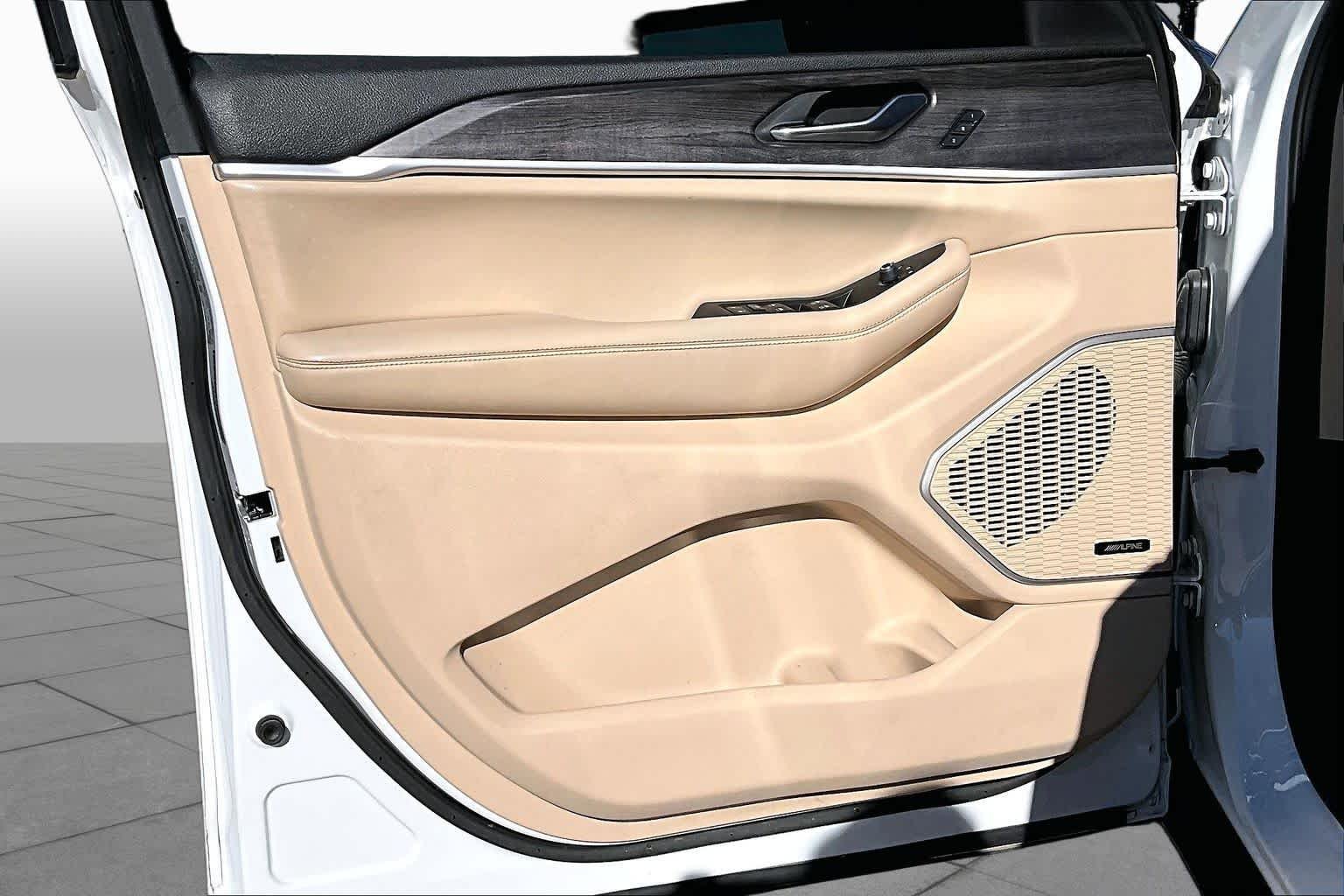 Used 2021 Bright White Clearcoat Jeep Limited image 22