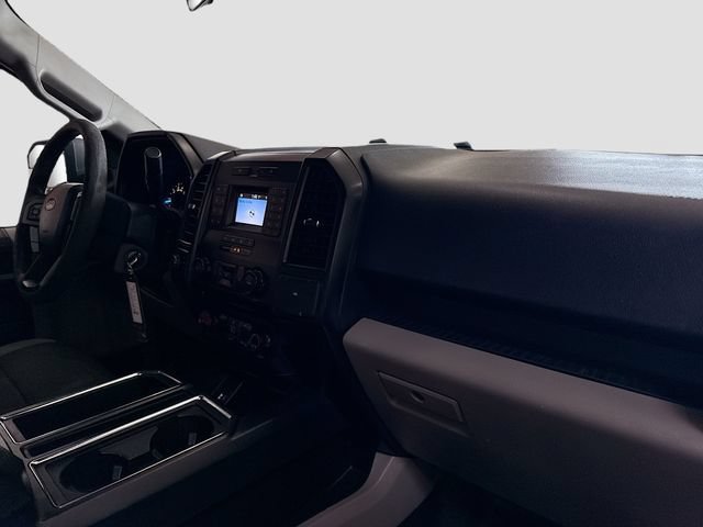 Used 2018 Silver Ford XL image 24