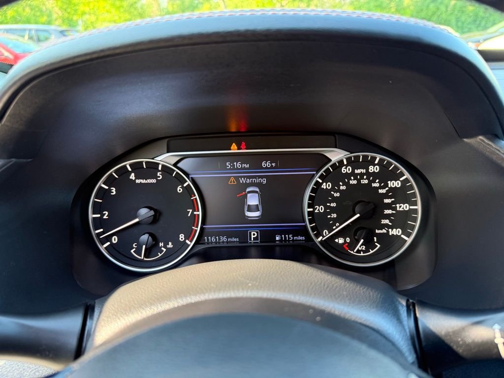 Used 2019 White Nissan 2.5 SR image 14