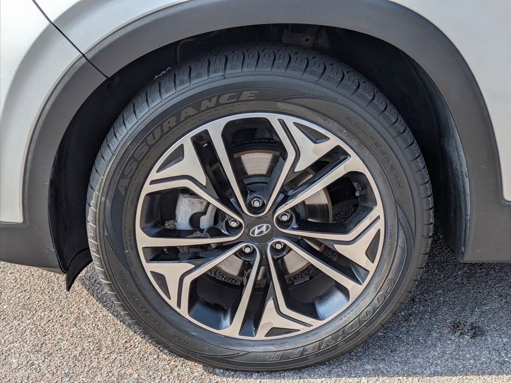 Used 2020 Silver Hyundai Limited image 5