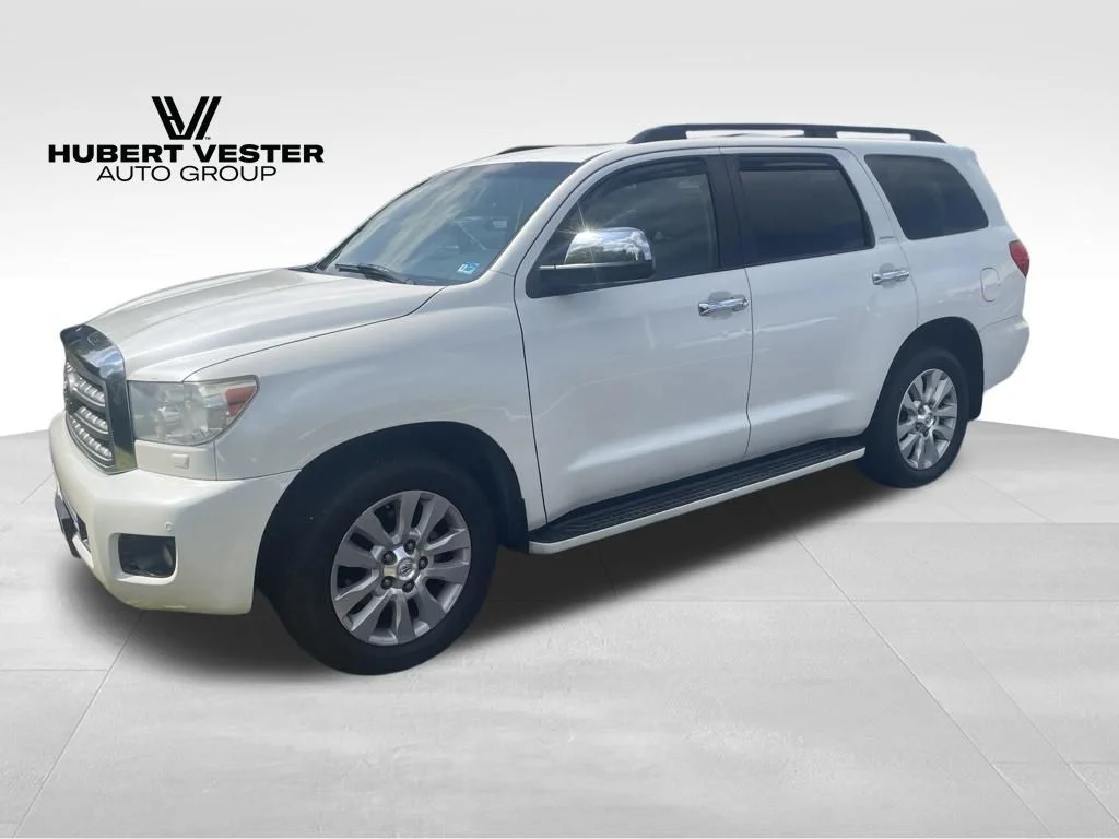 2015 Toyota Sequoia Platinum RWD photo